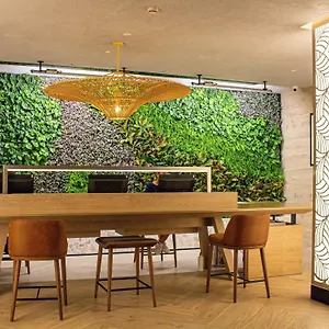 Ibis World Trade Centre 3* Dubai